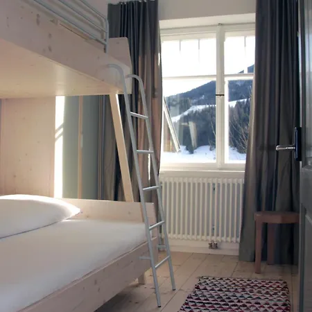 Lermooser Hotel *